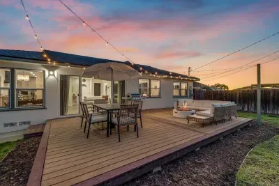 Sunny Retreat/Huge Yard/Central (60 day min) - image 29 of 33