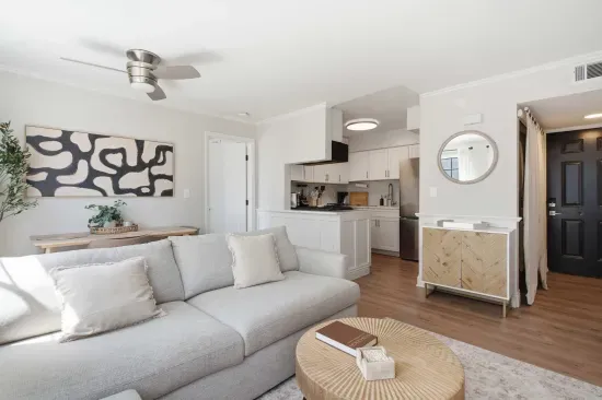 Modern 2 Bedroom North Park Retreat with Dedicated Parking and Walkable Coffee Shops $500 off first months rent!