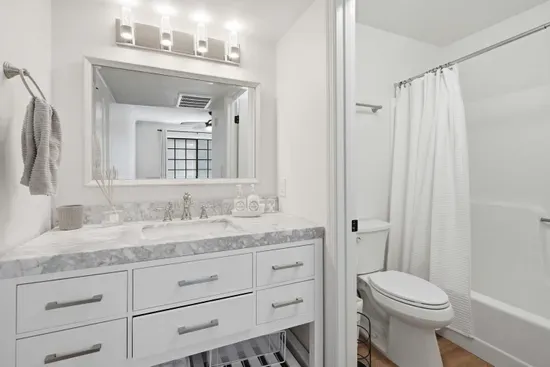 Modern 2 Bedroom North Park Retreat with Dedicated Parking and Walkable Coffee Shops $500 off first months rent!