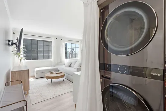 Modern 2 Bedroom North Park Retreat with Dedicated Parking and Walkable Coffee Shops $500 off first months rent!