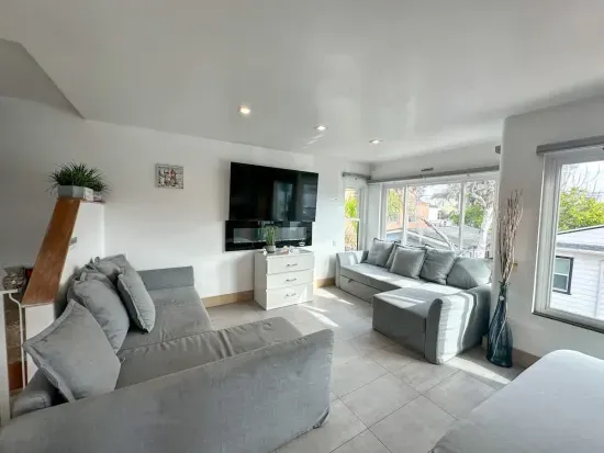 Mission Beach Loft, Garage, Steps 2 Ocean!