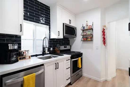 Bueno Bueno Casita - 7 min to Downtown - 4 Bdr
