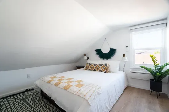 Comfy Queen bed