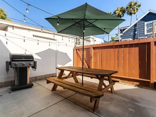 Barrio Casita - 2Bd, Central, Parking, EV Charging
