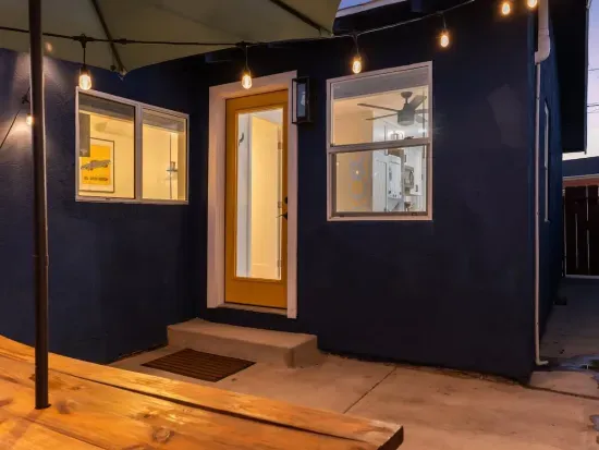Barrio Casita - 2Bd, Central, Parking, EV Charging