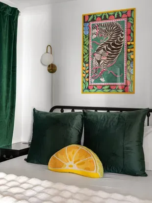 Barrio Casita - 2Bd, Central, Parking, EV Charging
