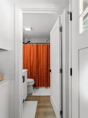 Barrio Casita - 2Bd, Central, Parking, EV Charging