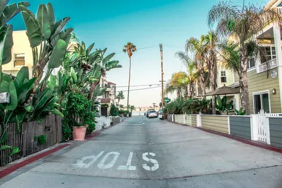Entire Mission Beach Duplex, Steps 2 the Ocean & Bay, 2 Parking Spots!