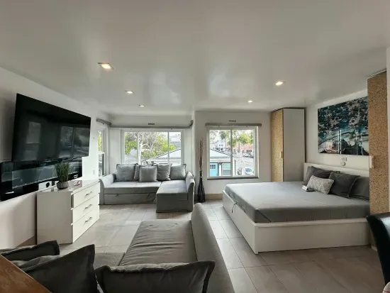 Entire Mission Beach Duplex, Steps 2 the Ocean & Bay, 2 Parking Spots!