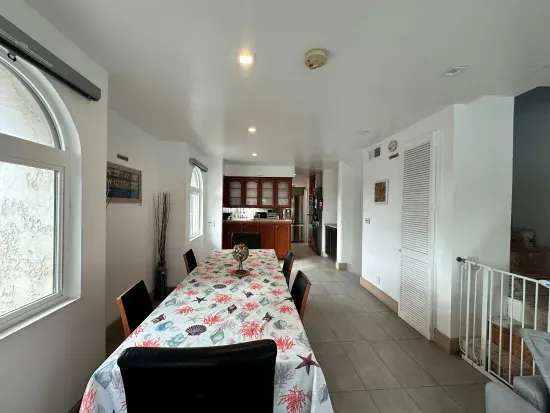 Entire Mission Beach Duplex, Steps 2 the Ocean & Bay, 2 Parking Spots!