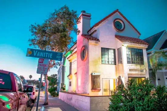 Entire Mission Beach Duplex, Steps 2 the Ocean & Bay, 2 Parking Spots!