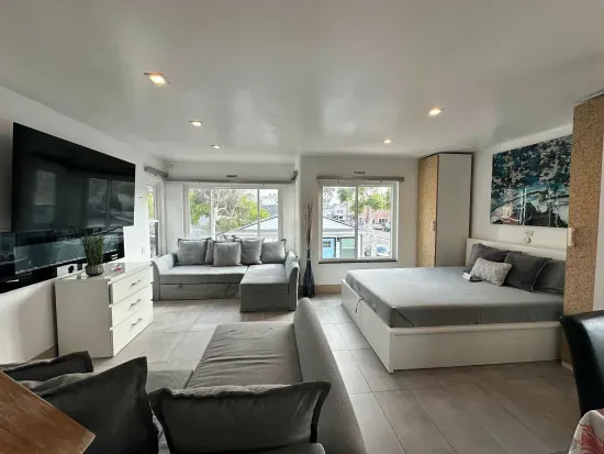 Entire Mission Beach Duplex, Steps 2 the Ocean & Bay, 2 Parking Spots!