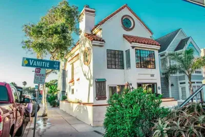 Entire Mission Beach Duplex, Steps 2 the Ocean & Bay, 2 Parking Spots!