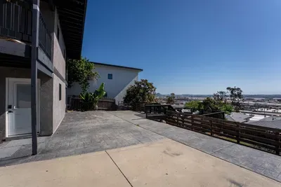 where you can park 2-4 cars and how to get to the hot tub and fire pit.