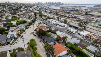 Modern 5BR Oasis - City Views, Gym & Gated Parking - image 109 of 109