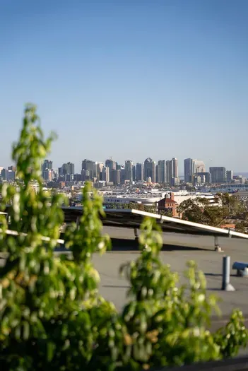 Modern 5BR Oasis - City Views, Gym & Gated Parking - image 95 of 109