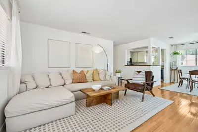La Costa Gem/2BR, Garage, Pool - image 5 of 48