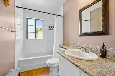 La Costa Gem/2BR, Garage, Pool - image 30 of 48