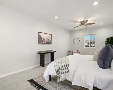 3 Bed 2 Bath Beautiful Imperial Beach Home - image 14 of 28