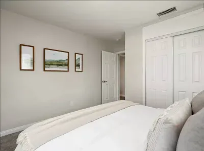 3 Bed 2 Bath Beautiful Imperial Beach Home - image 19 of 28