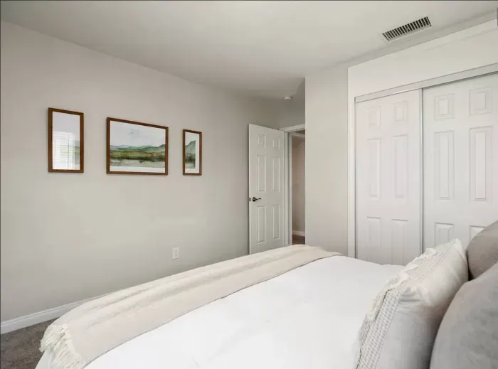 3 Bed 2 Bath Beautiful Imperial Beach Home - image 19 of 28