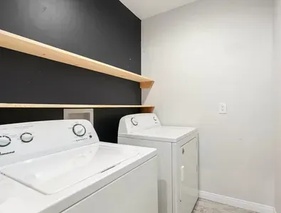 3 Bed 2 Bath Beautiful Imperial Beach Home - image 26 of 28