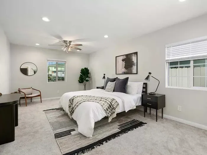 3 Bed 2 Bath Beautiful Imperial Beach Home - image 13 of 28