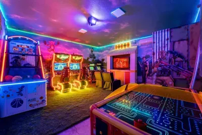 Gamer's Paradise - image 4 of 69