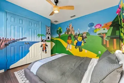 Gamer's Paradise - image 17 of 69