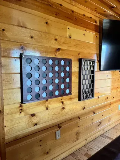 Connect four and wall chess moved to the new game room 