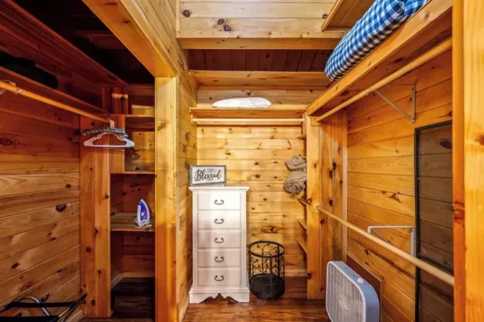 Downstairs bedroom walk in closet