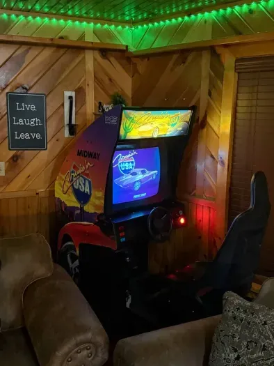 Cruisin USA added after pictures taken