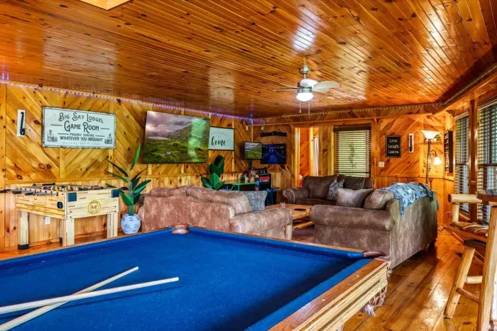 Amazing, huge, renovated game room with views 