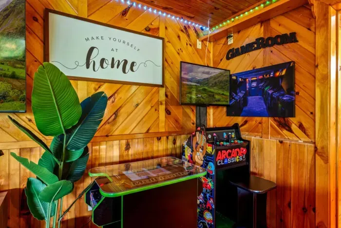 Dual arcade systems with thousands of games 