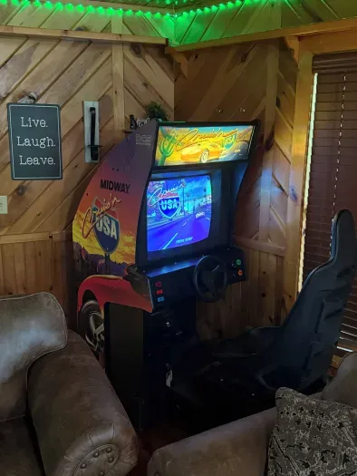 Cruisin USA sit down arcade