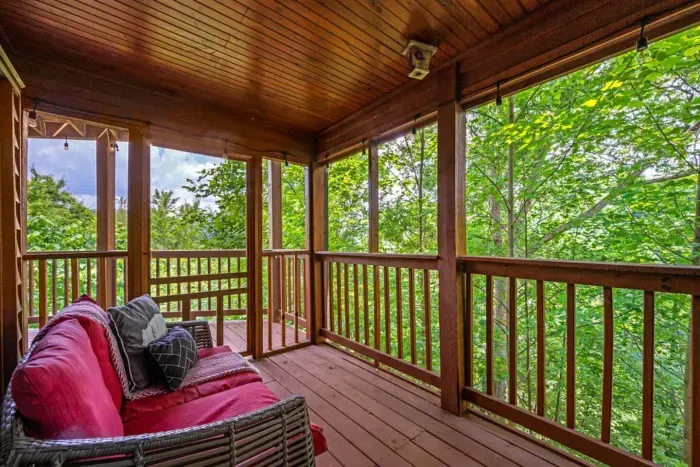 Enjoy the mountains in solitude free from bugs from your own screened porch 
