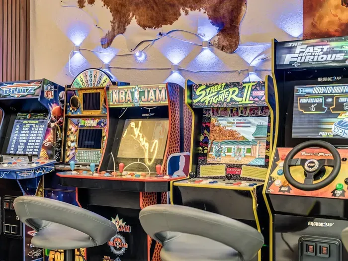 Photo 10