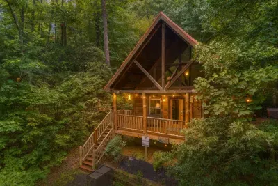 Bear Cub Inn