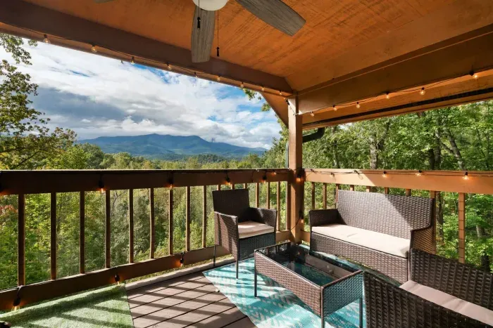 New furniture on upper deck 