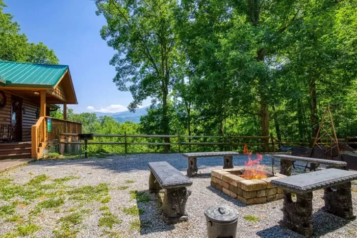 Outdoor firepit in private driveway with incredible views 