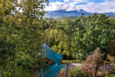 Amazing views and secluded property