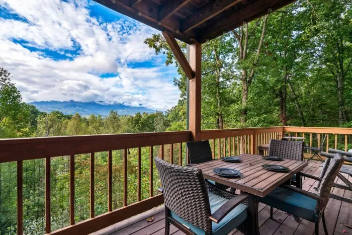 Outdoor dining with incredible views 