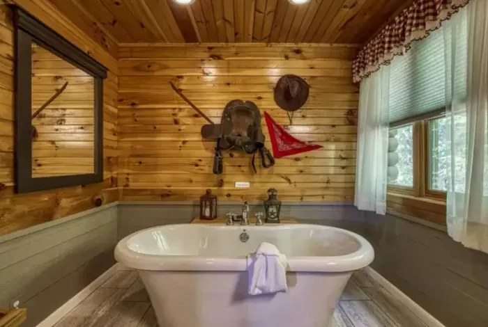 Soaking tub 