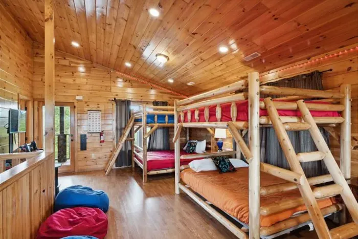 Top floor bunk beds, arcade and games