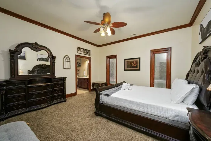 Bedroom two king bed and walk in closet with ensuite bathroom 