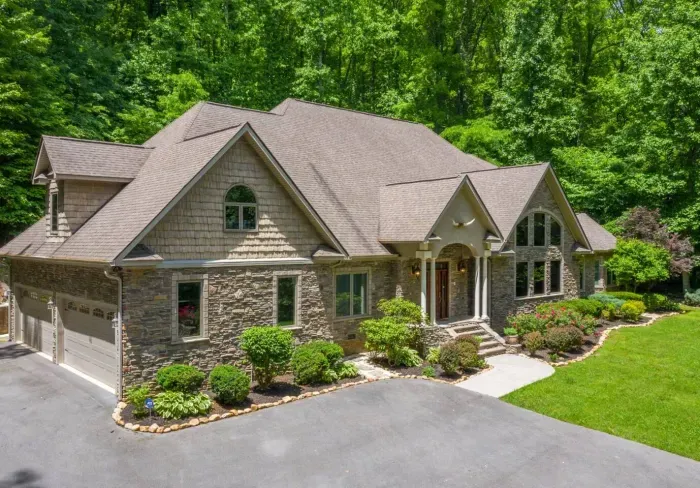 8000 square feet of luxury and charm 