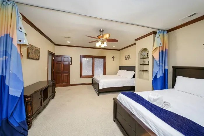 Bedroom 6 with ensuite bathroom and walk in closet 