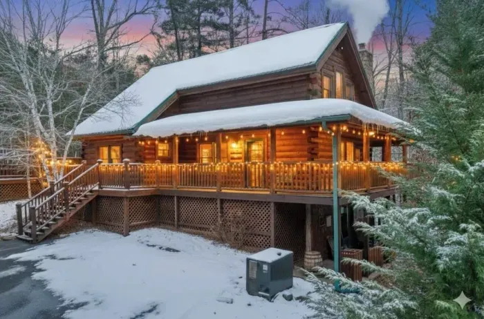 Outdoor dining two wraparound decks, fire pit and renovated game room!
