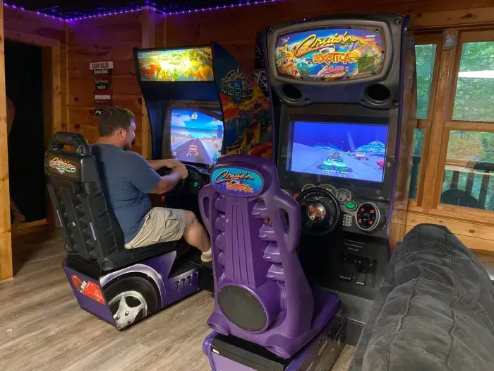 Cruisin’ Exotica and Cruisin’ World. Free play!