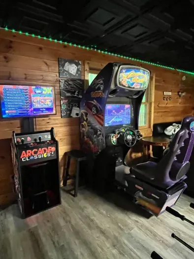 A second racing game has been added since this picture 